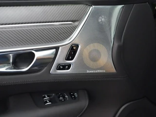 Polestar 1 – thumbnail 30