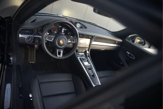 Porsche 911 – thumbnail 18