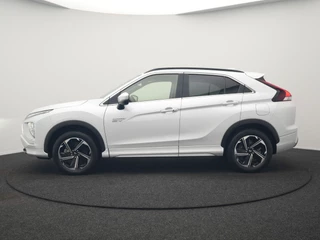 Mitsubishi Eclipse Cross – thumbnail 3