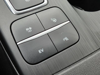 Ford Kuga – thumbnail 34