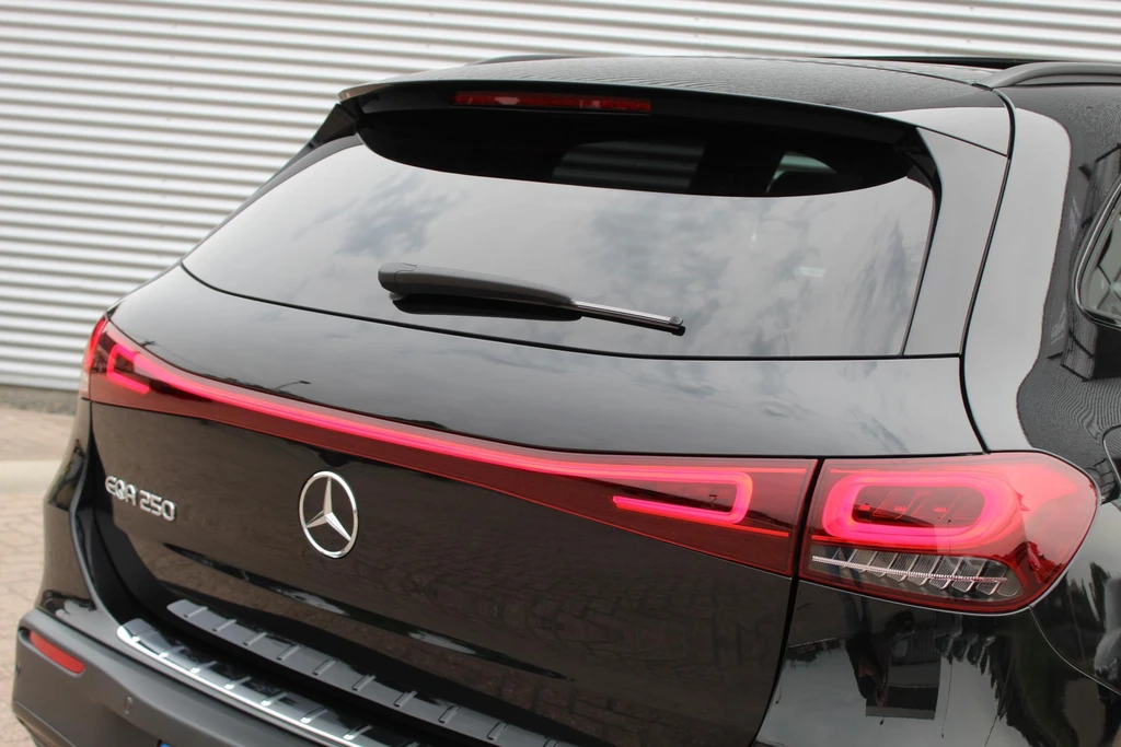 Mercedes-Benz EQA – foto 49