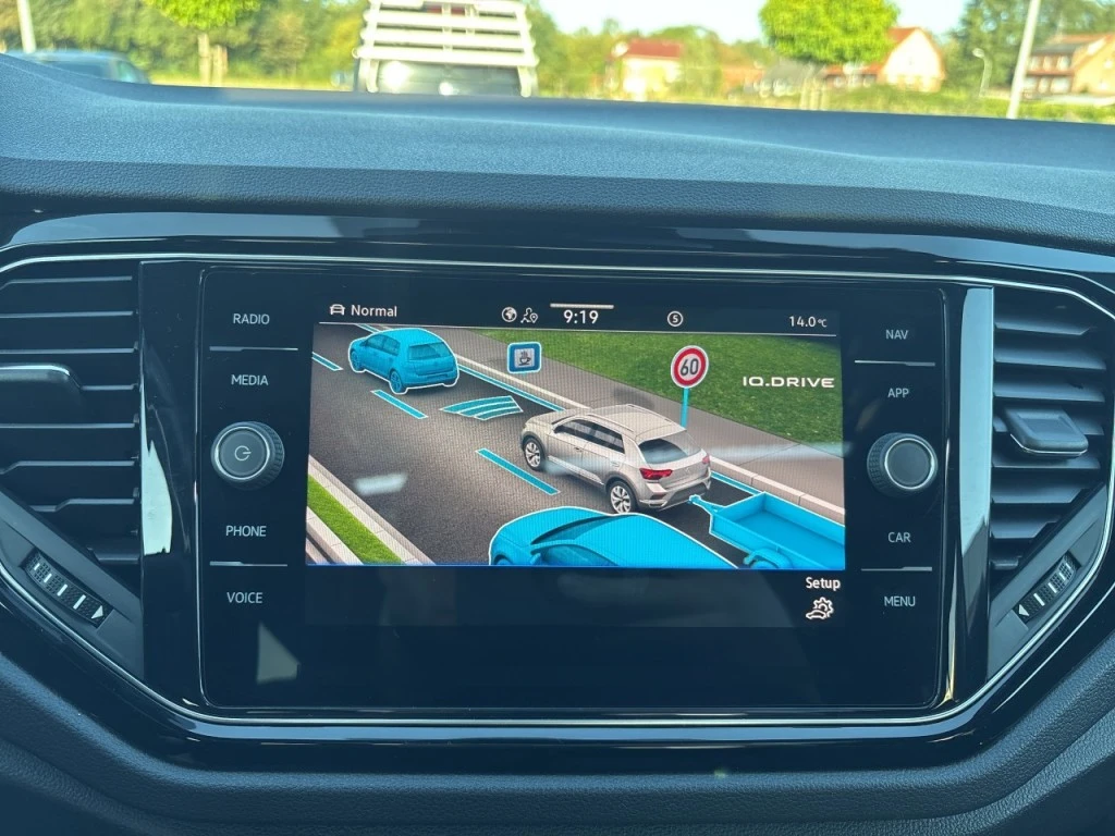 Volkswagen T-Roc – foto 24