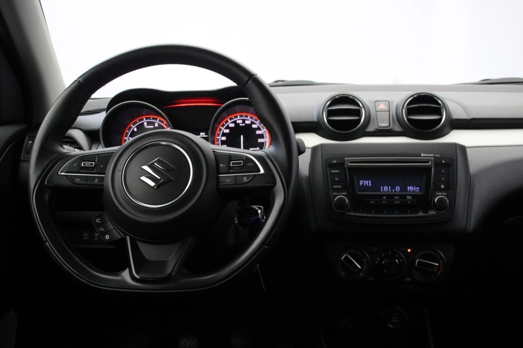 Suzuki Swift – foto 9
