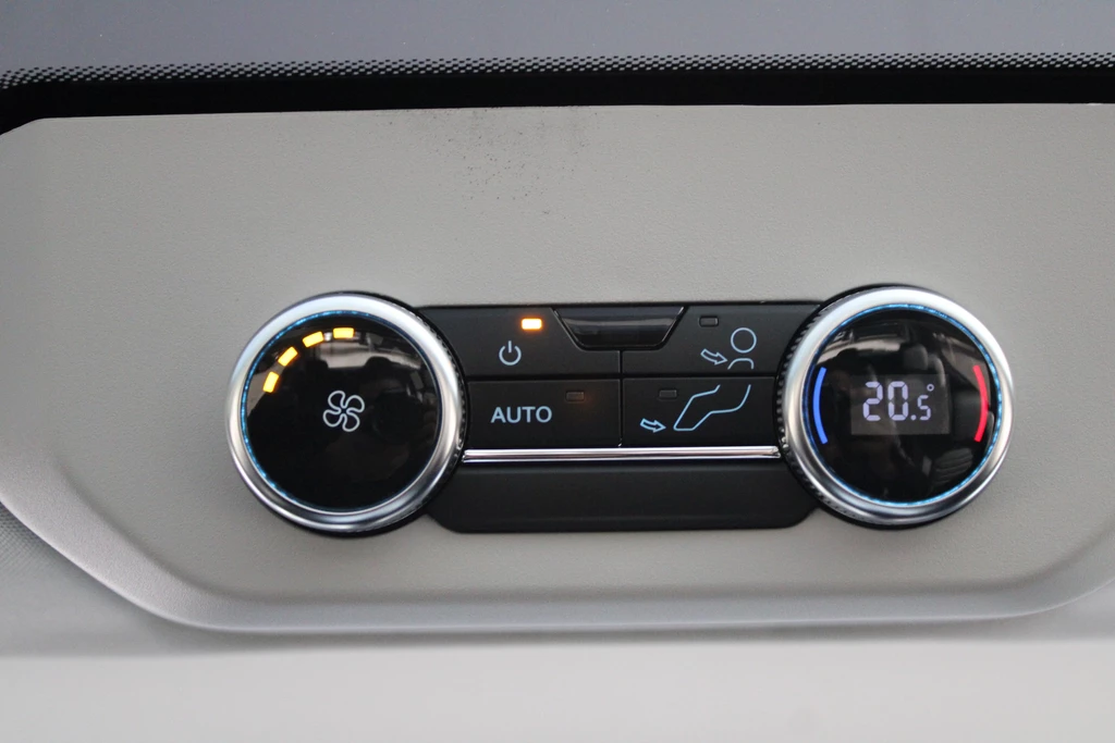 Ford Tourneo Custom – foto 32