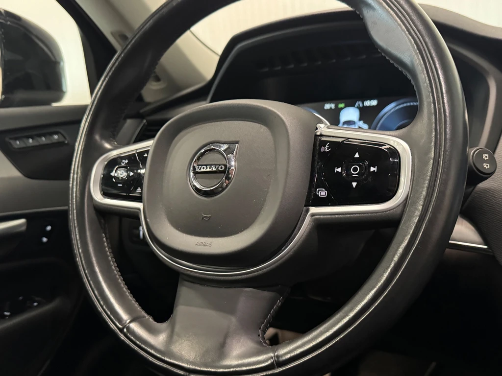 Volvo XC90 – foto 17