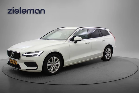 Volvo V60 2.0 B3 Momentum Business Automaat - Carplay, Camera, Digital Cockpit