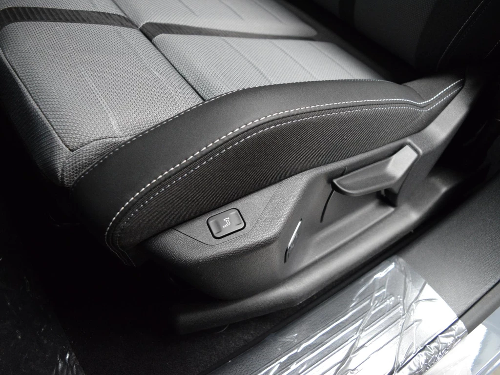 Opel Grandland – foto 21