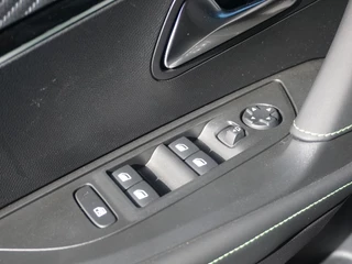 Peugeot 2008 – thumbnail 14