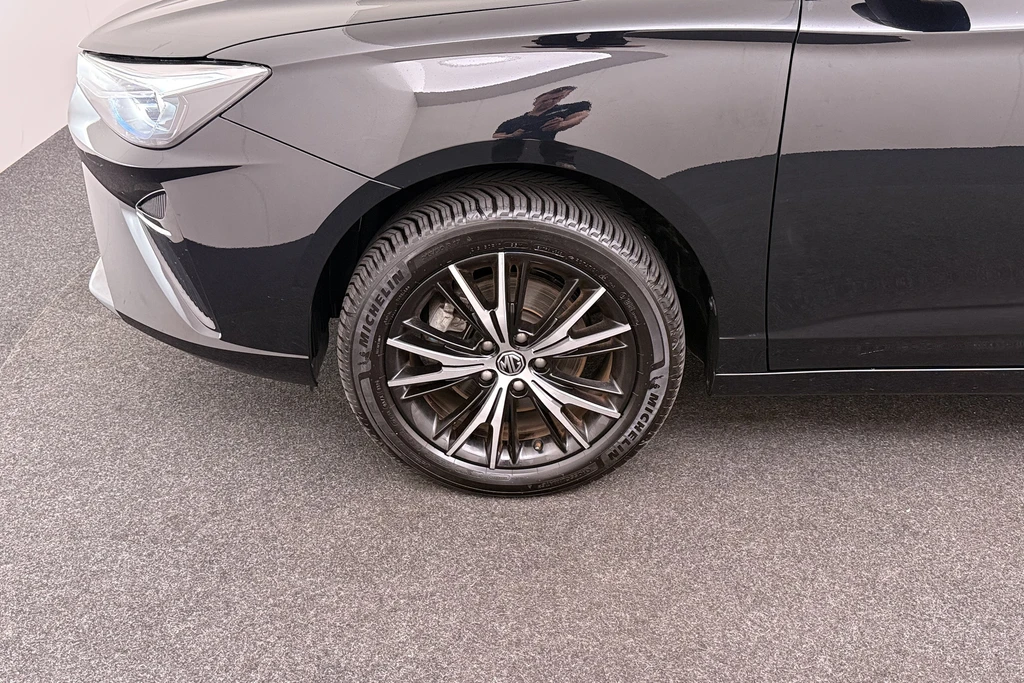 MG MG5 – foto 8