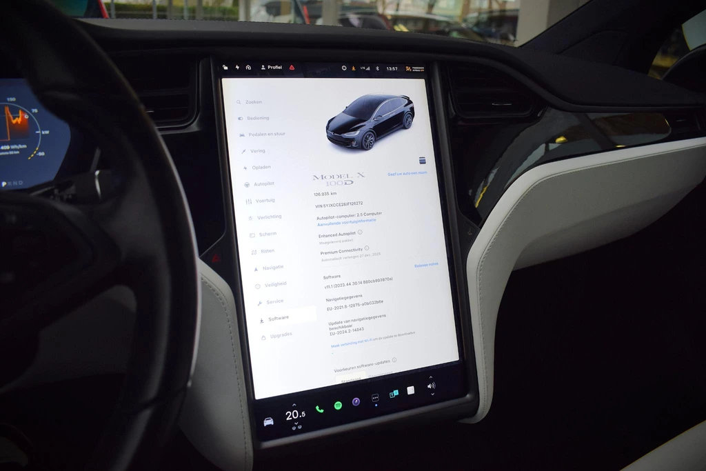 Tesla Model X – foto 31