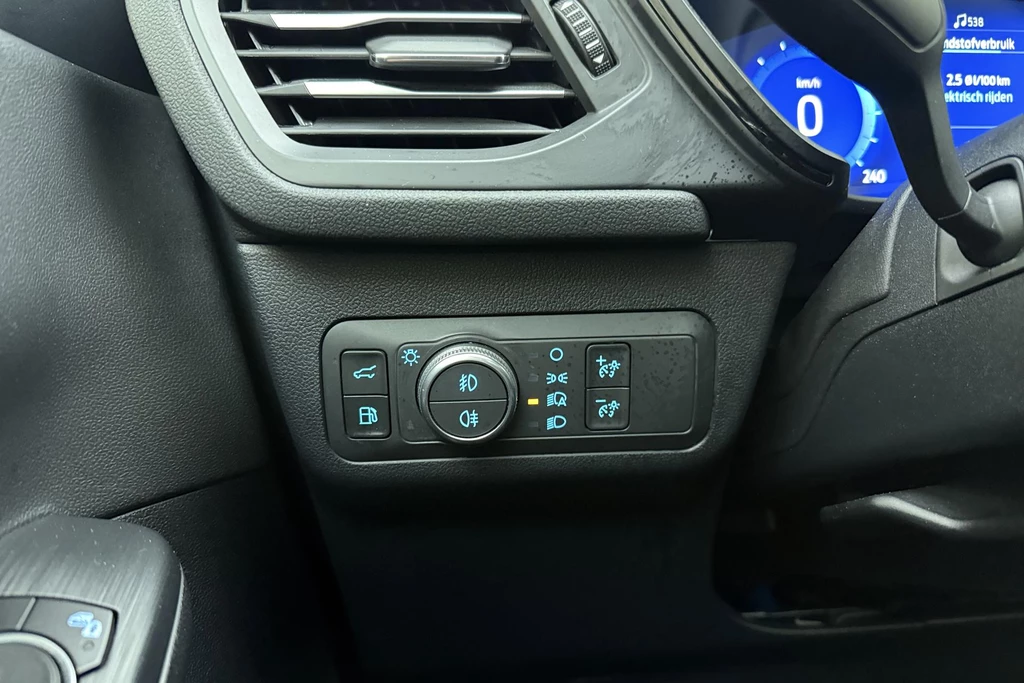 Ford Kuga – foto 24