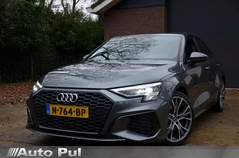 Audi A3 Limousine 35 TFSI S Line edition Automaat/Ecc/Pdc/Virtual-Dashbord/Navi/Adaptive Cr-Controle/18-Inch Lmv/Led