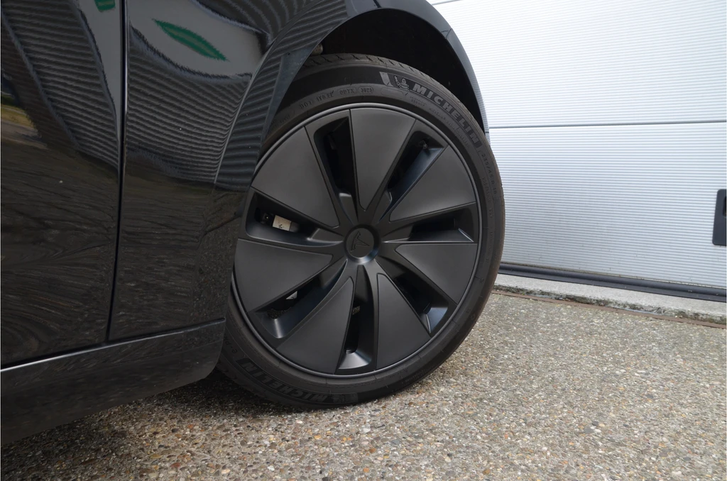 Tesla Model 3 – foto 9