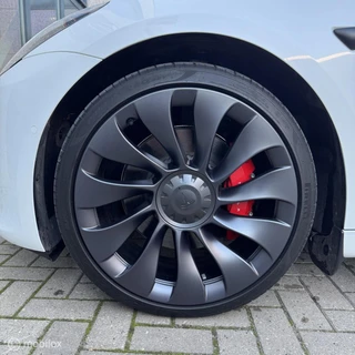 Tesla Model 3 – thumbnail 22