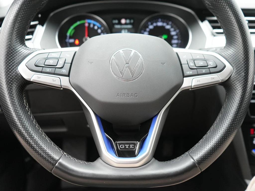 Volkswagen Passat – foto 17