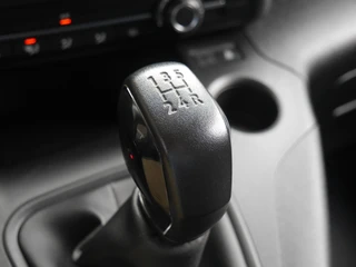 Peugeot Partner – thumbnail 25