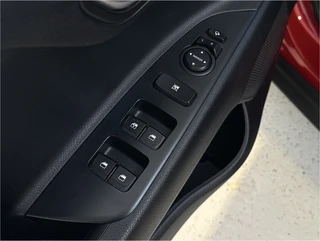 Kia Stonic – thumbnail 19