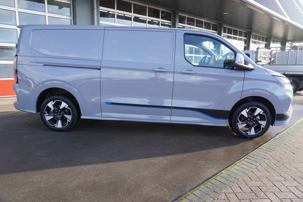 Ford E-Transit – foto 8