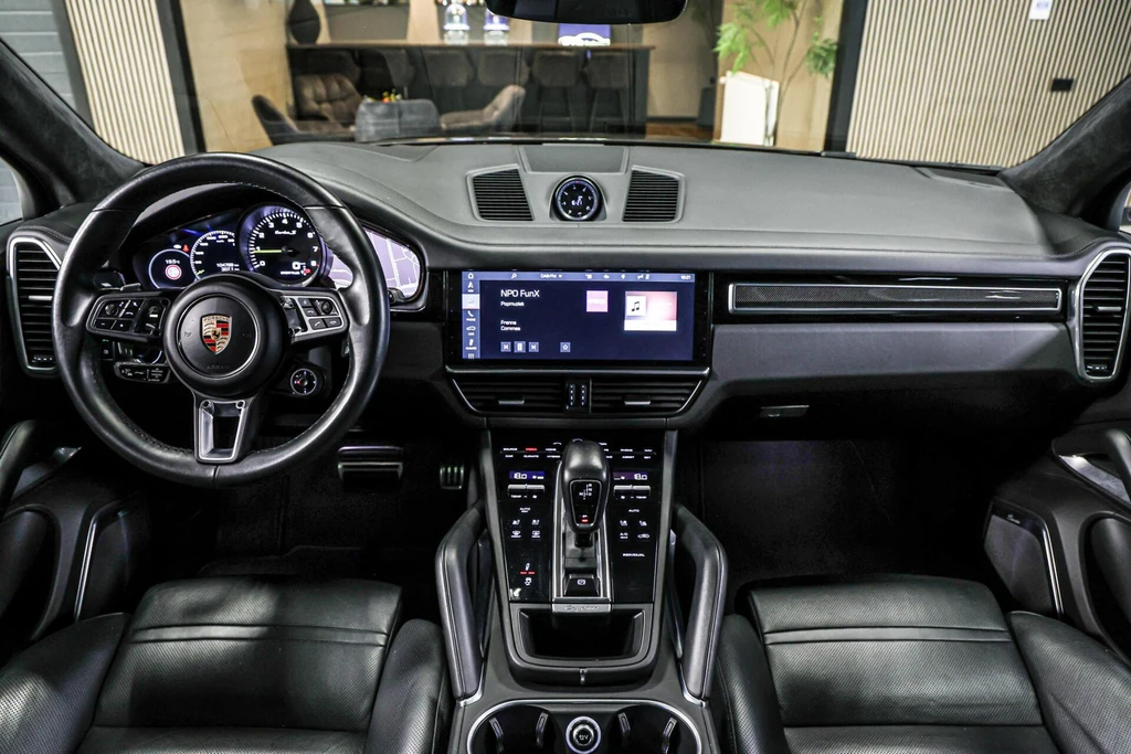 Porsche Cayenne – foto 10