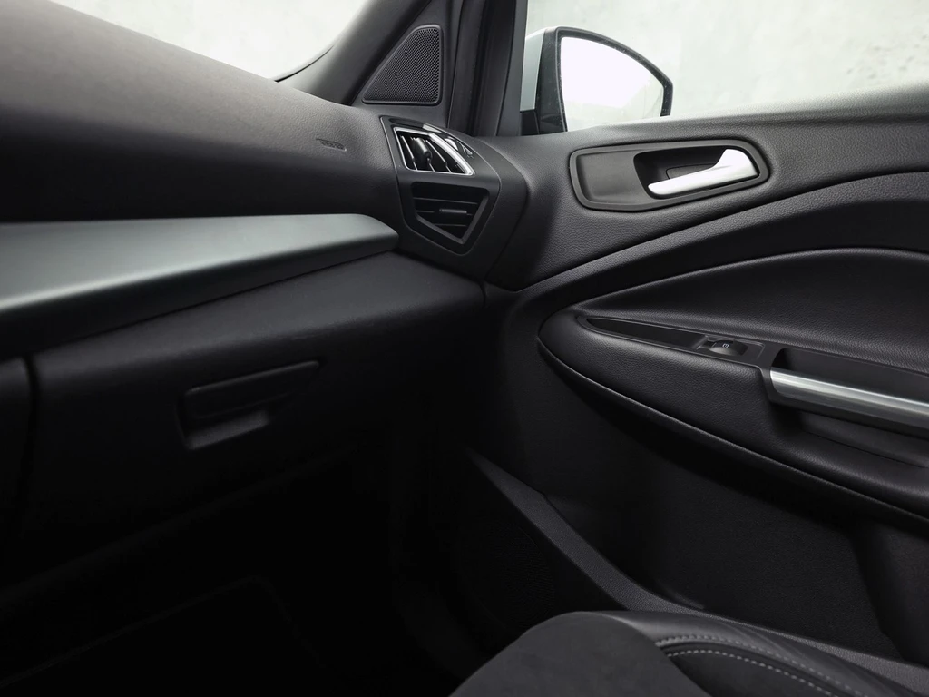 Ford Kuga – foto 33
