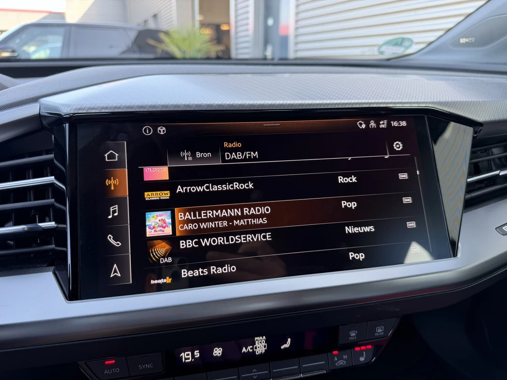 Audi Q4 Sportback e-tron – foto 22