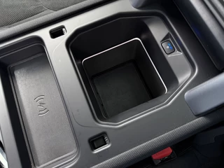 Land Rover Defender – thumbnail 53