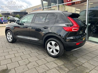 Volvo XC40 – thumbnail 2