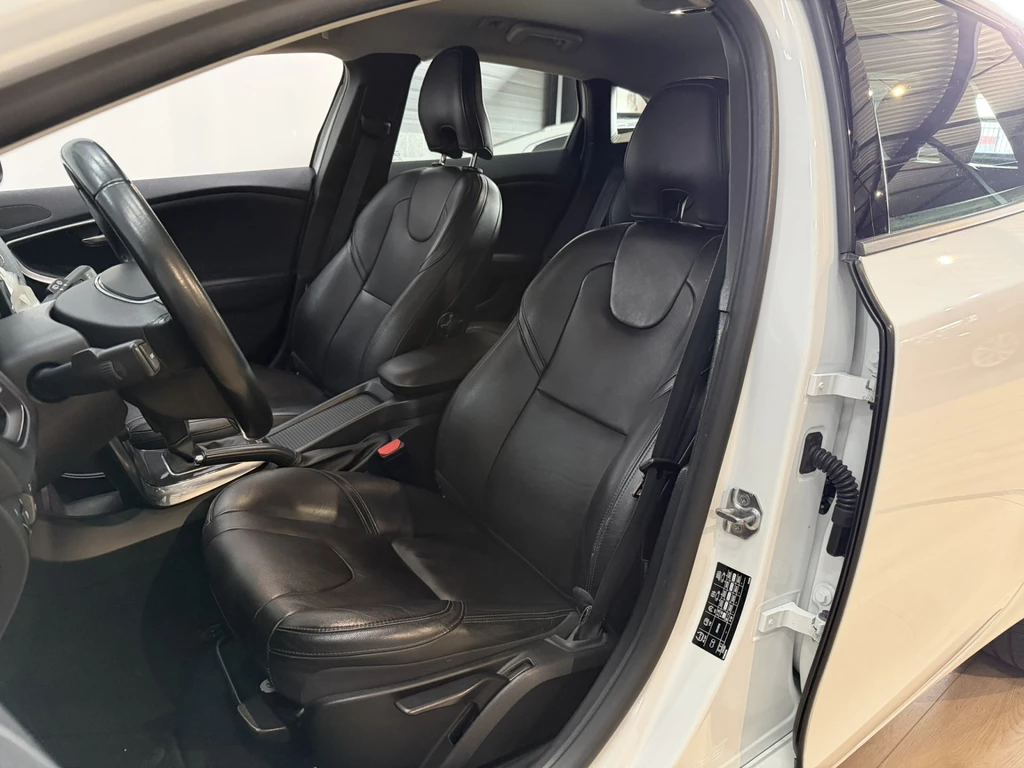 Volvo V40 – foto 14