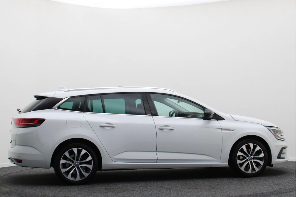Renault Megane E-Tech – foto 9