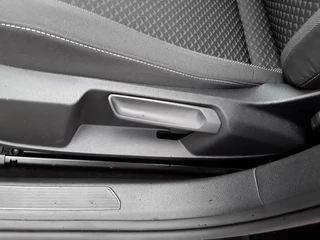 Volkswagen Golf – thumbnail 18