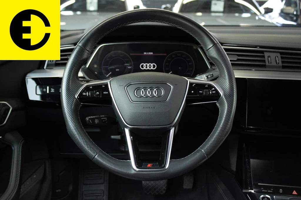 Audi e-tron – foto 10