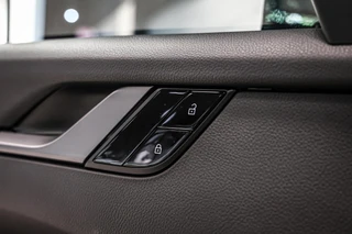 Porsche 911 – thumbnail 38