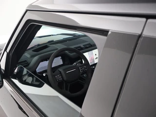 Land Rover Defender – thumbnail 90