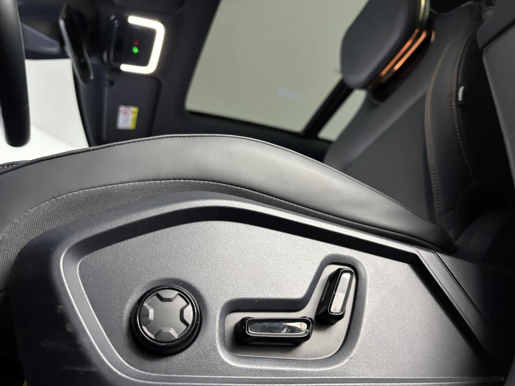 Lynk & Co 08 – foto 17