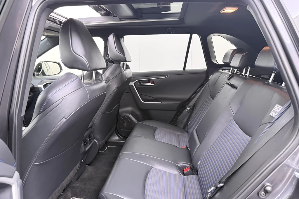 Toyota RAV4 – foto 13
