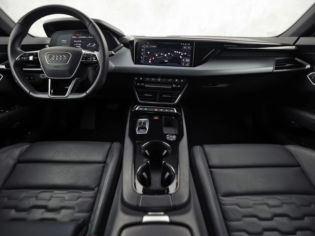 Audi e-tron GT – foto 8