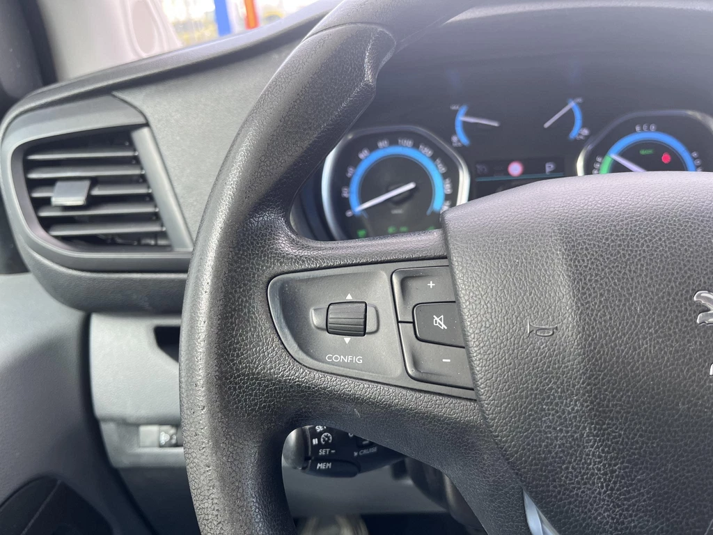 Peugeot e-Expert – foto 9