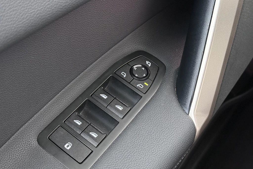 BMW iX – foto 22