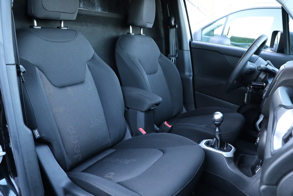 Jeep Renegade – foto 11