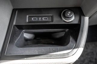 Volkswagen Transporter – thumbnail 30