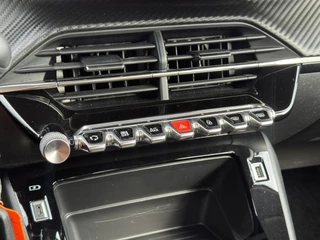 Peugeot 208 – thumbnail 18