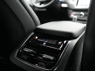 Volvo XC90 – thumbnail 30