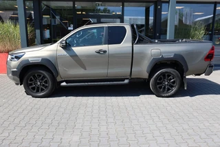 Toyota Hilux – thumbnail 3