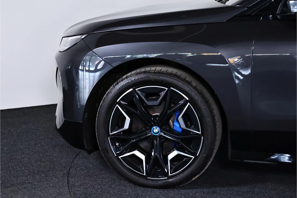 BMW iX – foto 37
