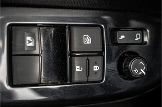 Toyota Hilux – thumbnail 24