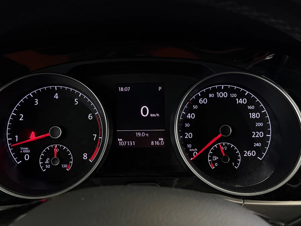 Volkswagen Touran – foto 28