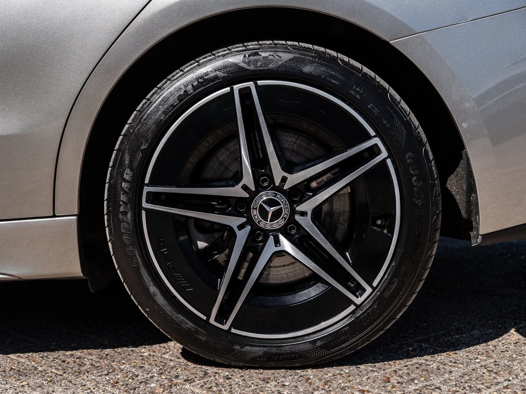 Mercedes-Benz C-Klasse – foto 12