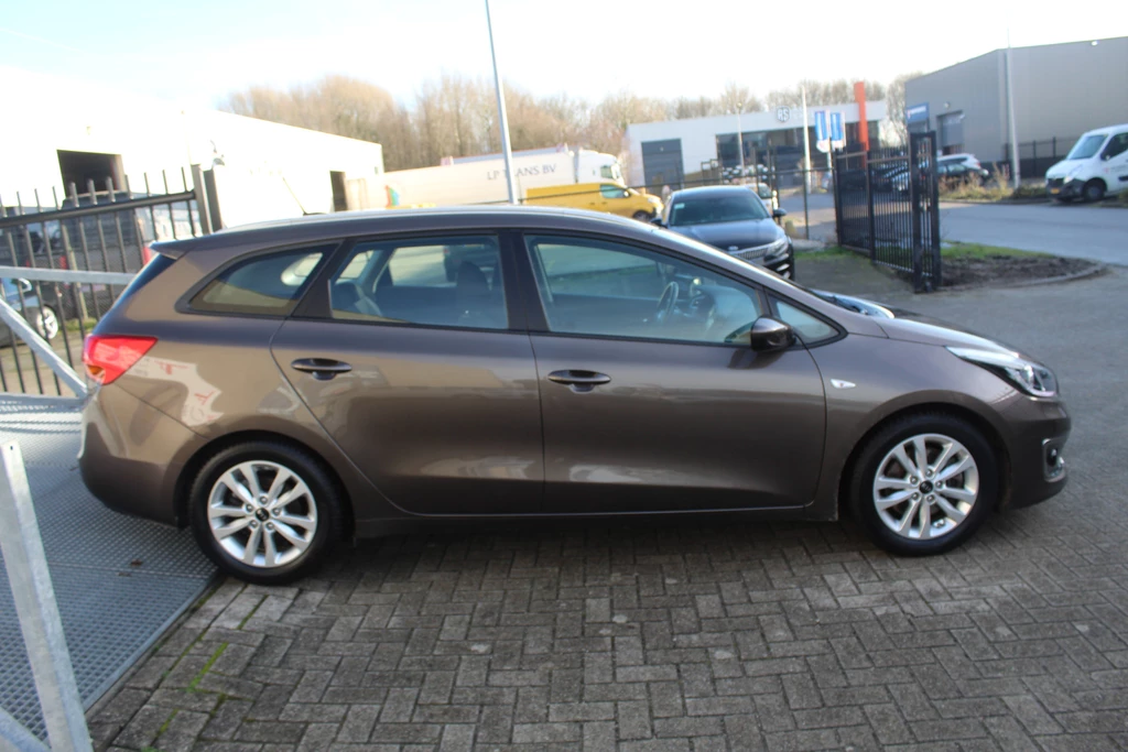 Kia cee'd – foto 6