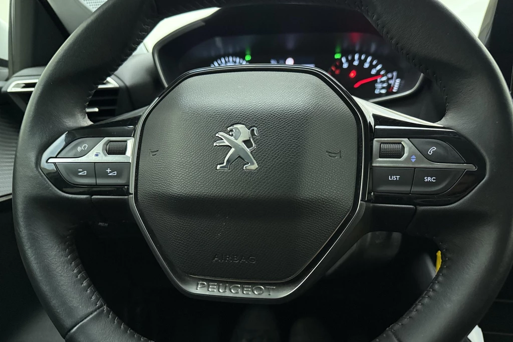 Peugeot 208 – foto 19
