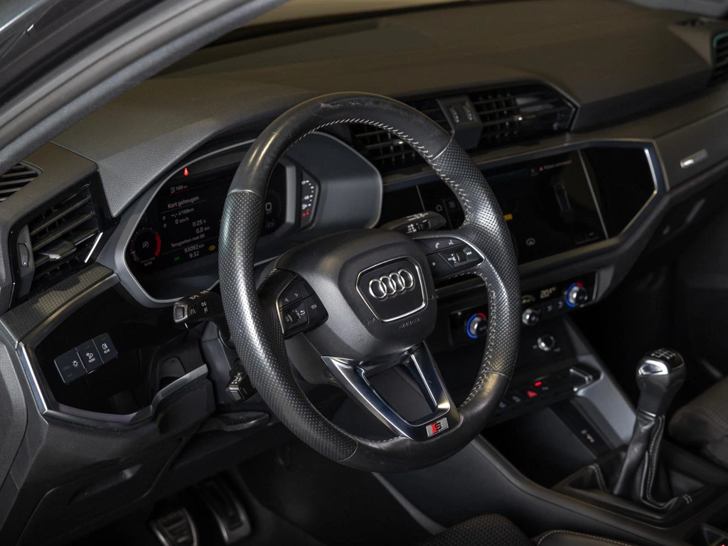 Audi Q3 – foto 37